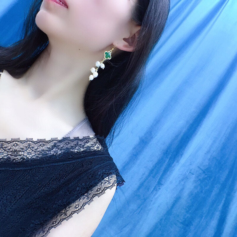 Natural freshwater pearl earrings 5-6mm